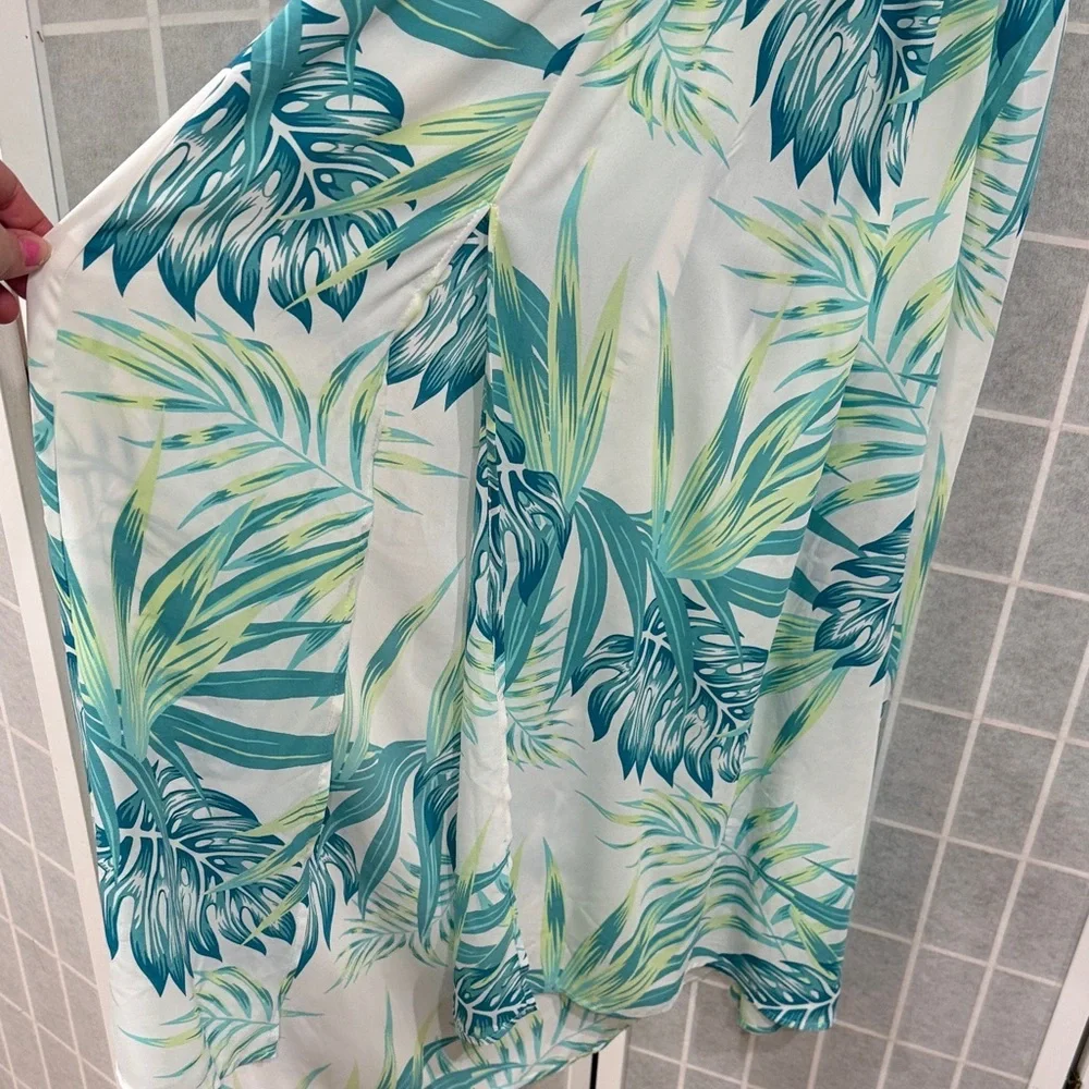 Cupshe Tropical Halter Maxi Dress - Picture 4 of 7